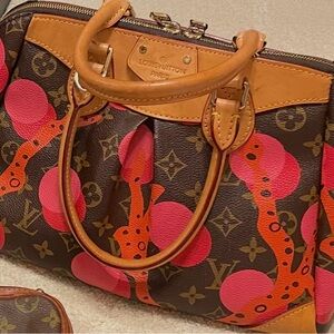 Unbranded new bags for trade